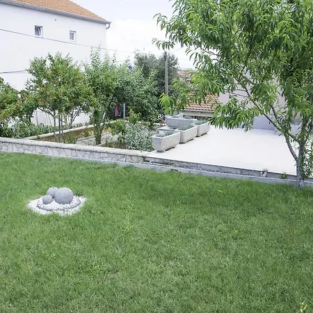 Kraj 14000e *
